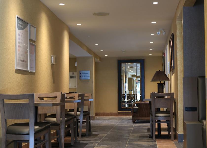 Ontario Collingwood Lobby