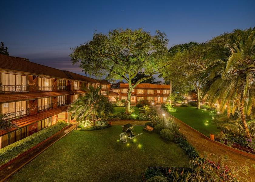  Nairobi Exterior Detail