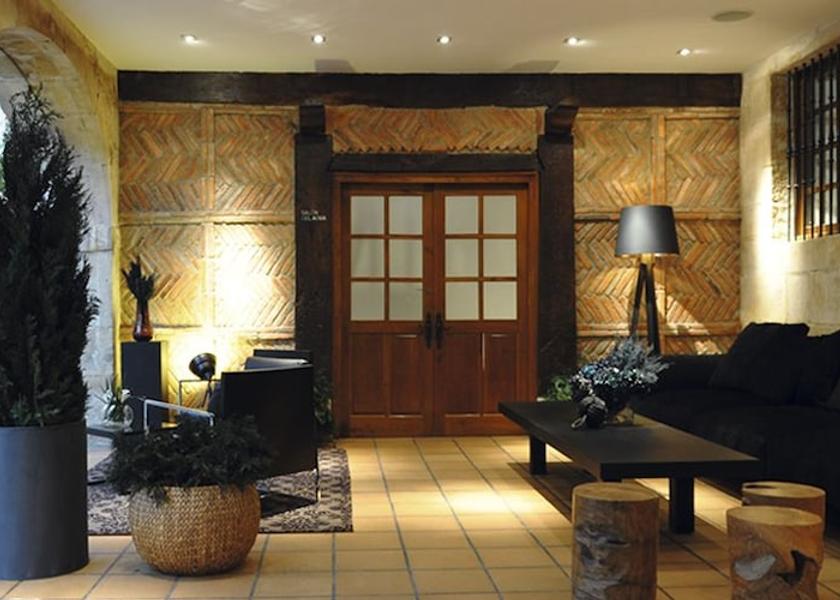 Cantabria Medio Cudeyo Lobby sitting area