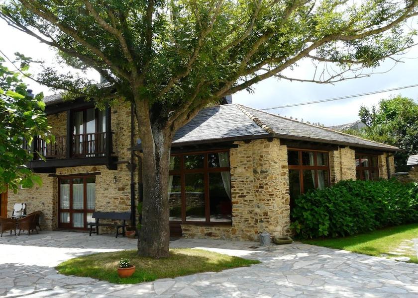Asturias Castropol Exterior Detail