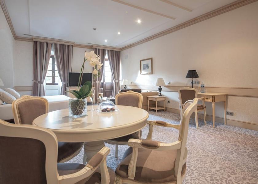 Asturias Oviedo Room