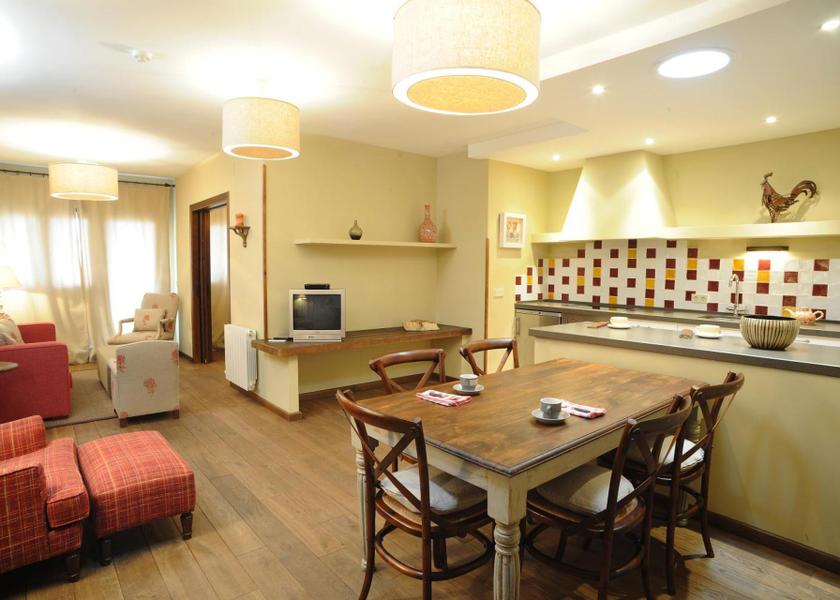 Castile and León Anaya Public Areas