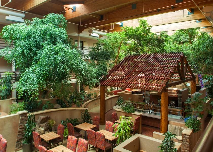 Arizona Grand Canyon Courtyard