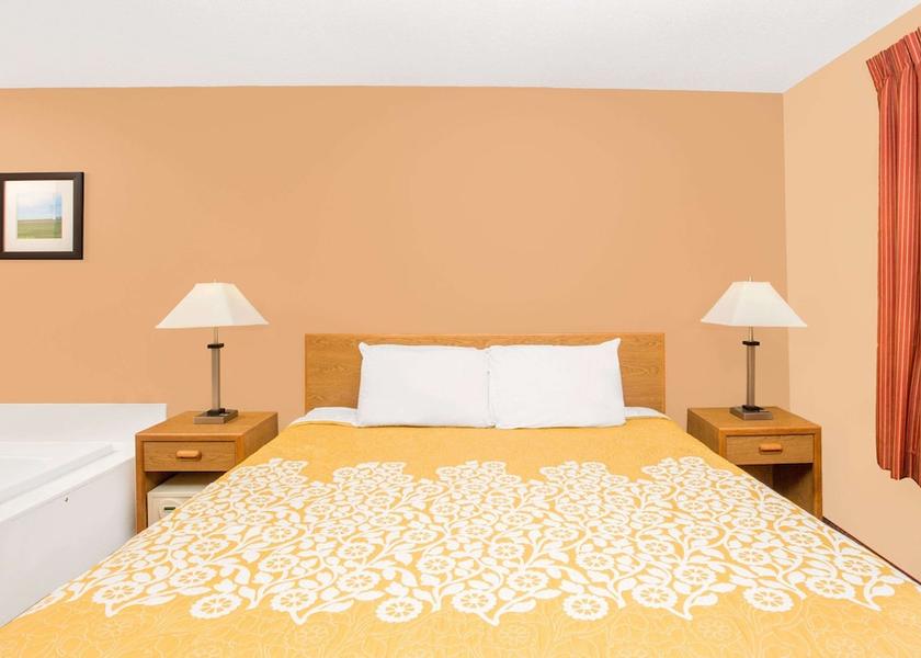 Minnesota Worthington Room