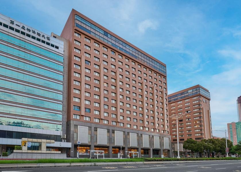  Taipei Exterior Detail