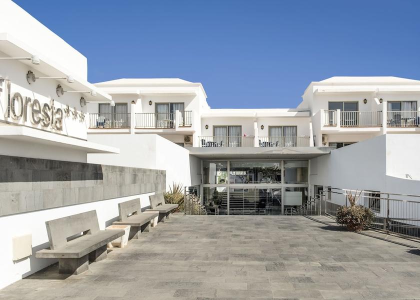 Canary Islands Tías Property entrance