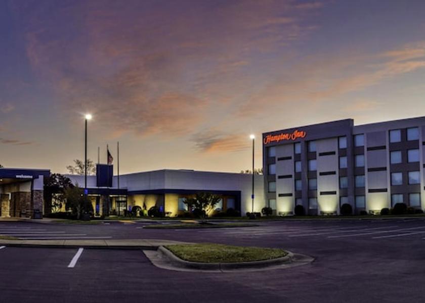 North Carolina Kinston Facade