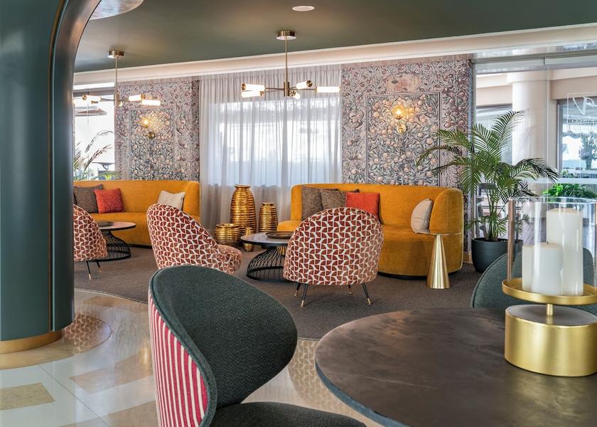 Andalusia Benalmádena Lobby sitting area