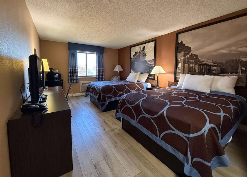 Kansas Hutchinson Room