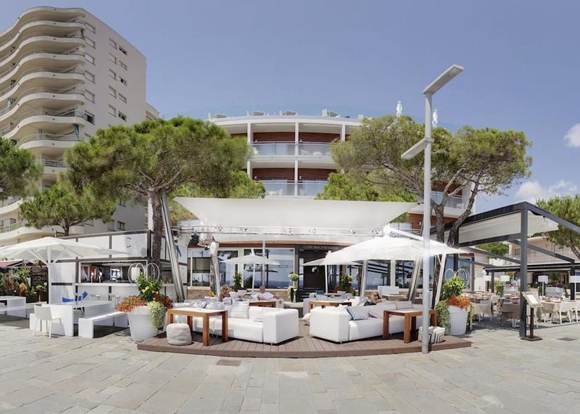 Catalonia Castell-Platja d'Aro Terrace/patio