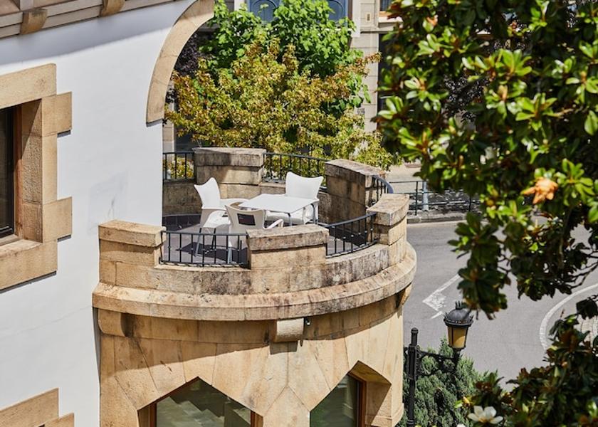 Basque Country Durango Porch