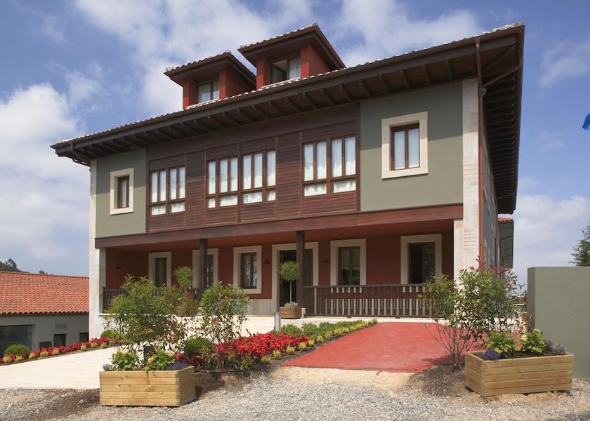Asturias Cabranes Facade