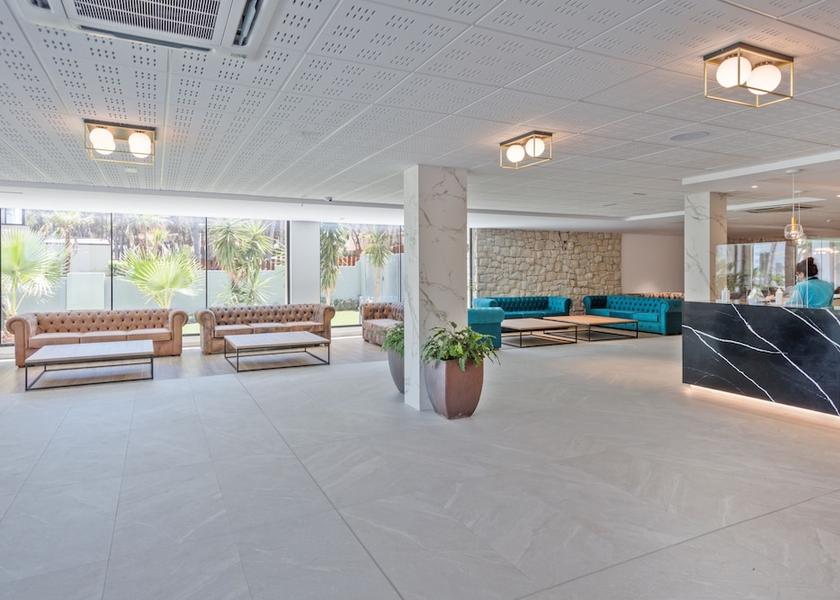 Catalonia Vila-Seca Reception