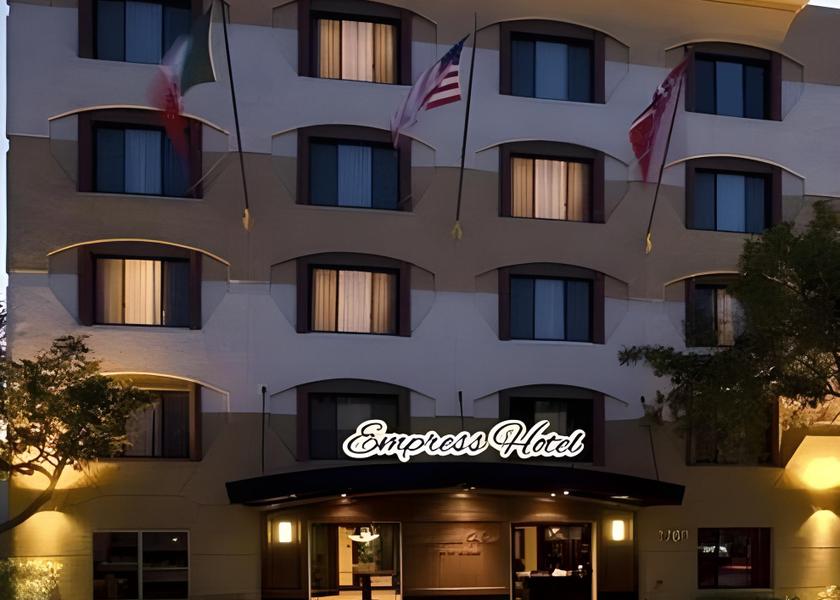 California La Jolla Hotel Exterior