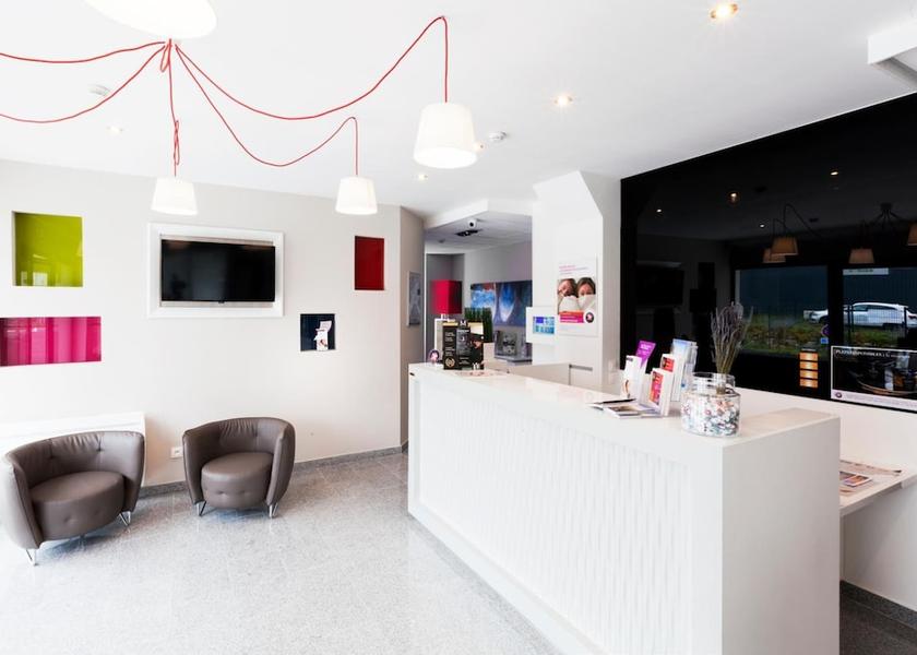 Ile-de-France Villenoy Lobby