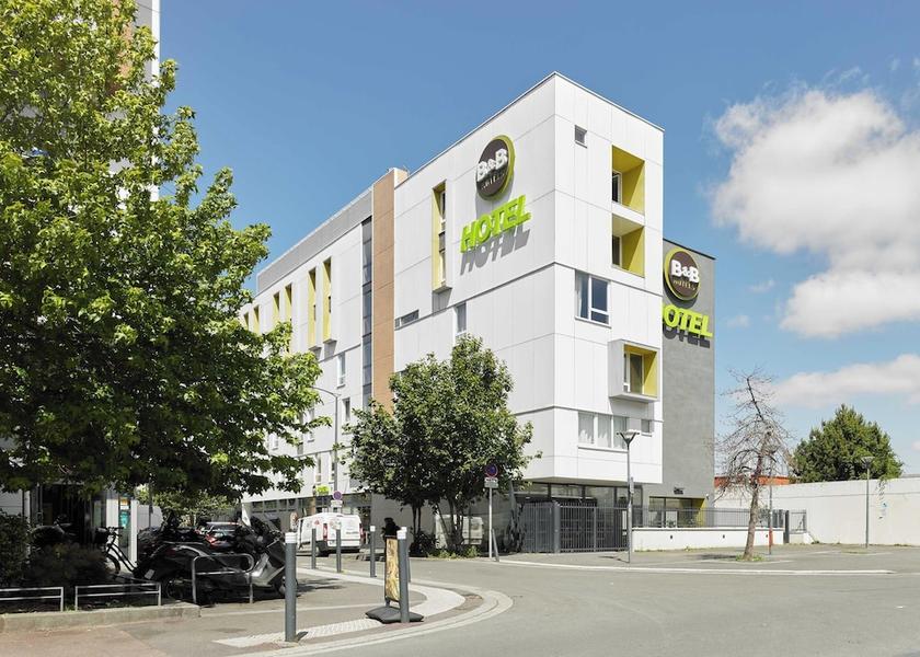 Île-de-France Bobigny Front of property