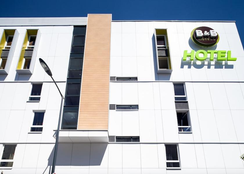 Île-de-France Bobigny Front of property