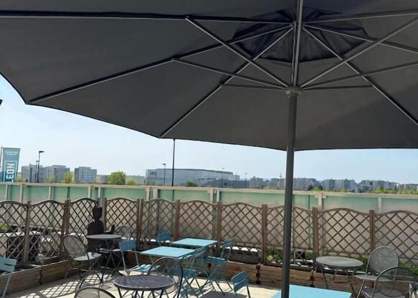 Auvergne-Rhone-Alpes Meyzieu Terrace