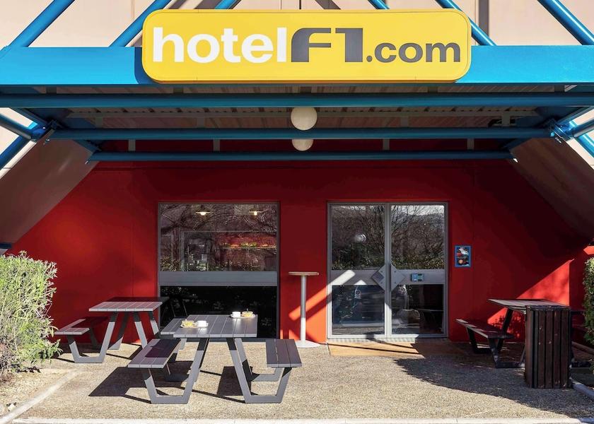 Nouvelle-Aquitaine Champniers Exterior Detail