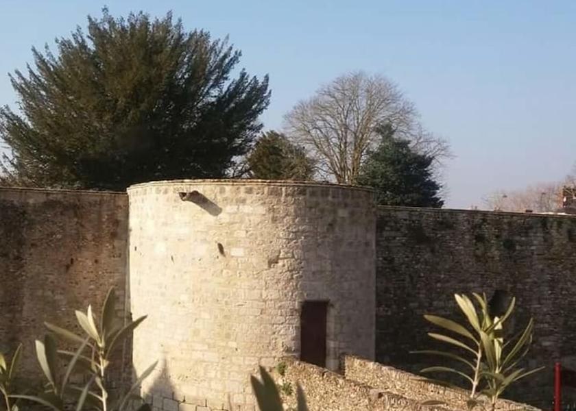 Ile-de-France Dourdan Exterior Detail
