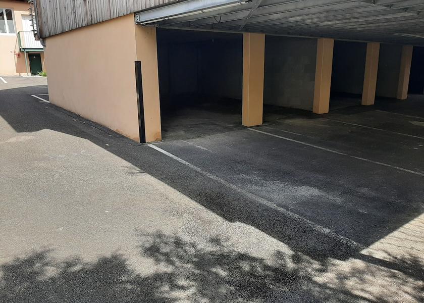 Bourgogne-Franche-Comté Ornans Parking