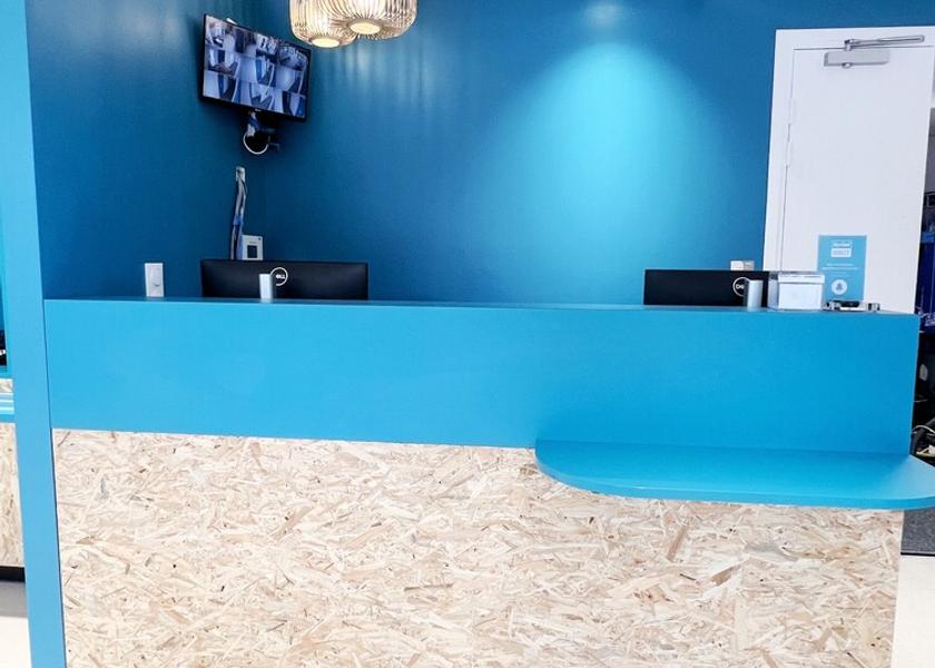 Auvergne-Rhone-Alpes Yzeure Reception