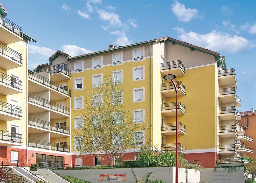 Auvergne-Rhone-Alpes Saint-Genis-Pouilly Facade