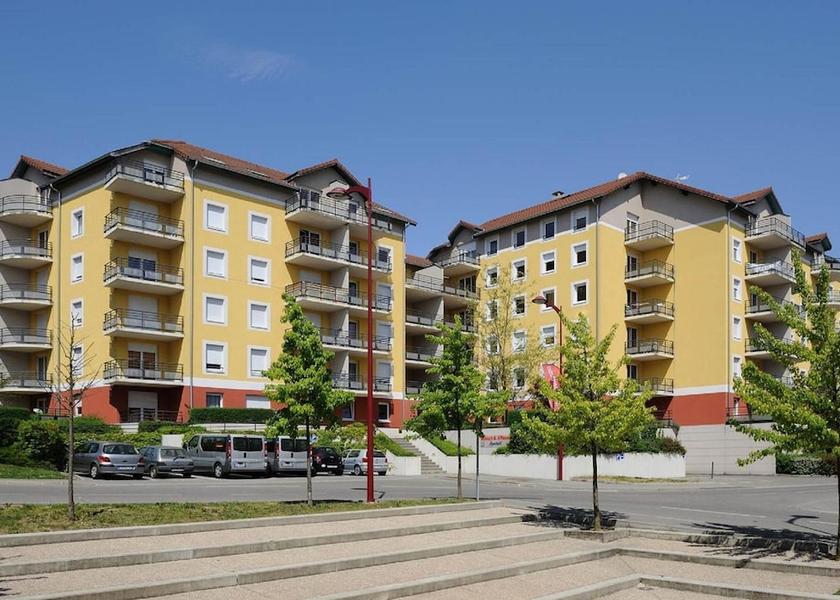 Auvergne-Rhone-Alpes Saint-Genis-Pouilly Exterior Detail