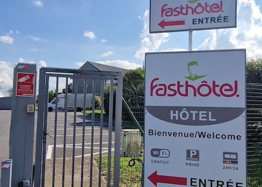 Ile-de-France Saint-Witz Exterior Detail