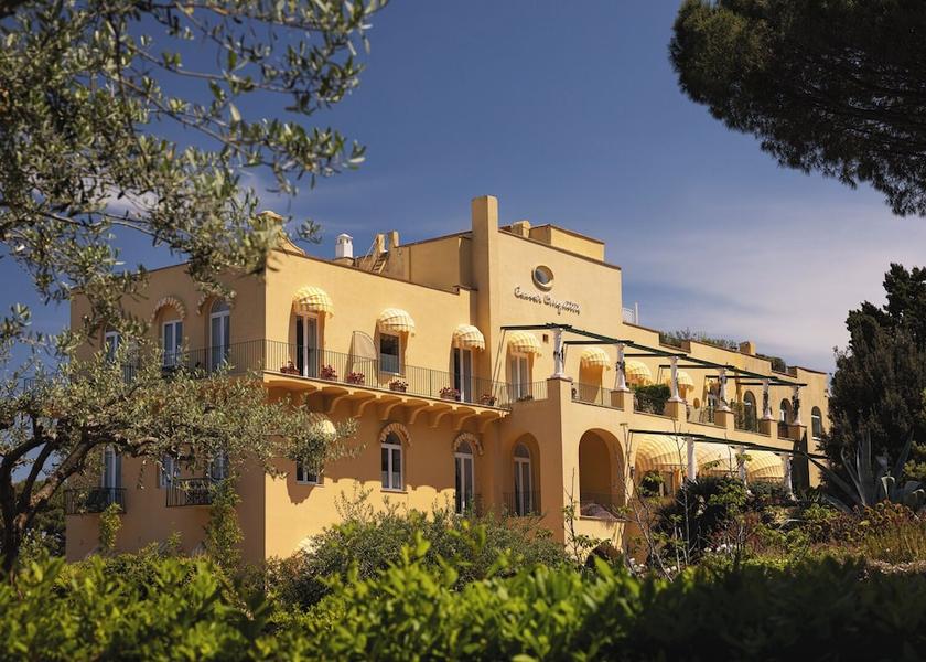 Campania Anacapri Front of property