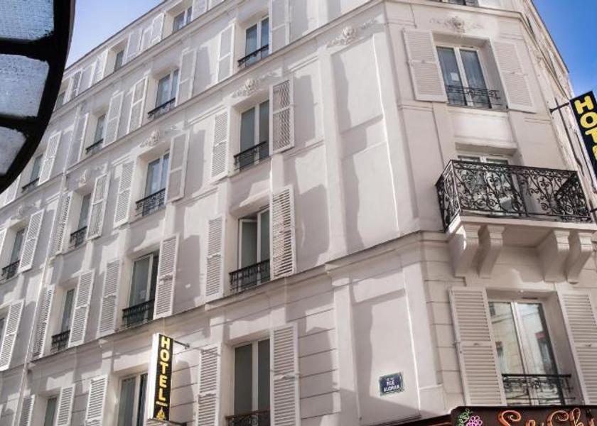Île-de-France Paris Entrance
