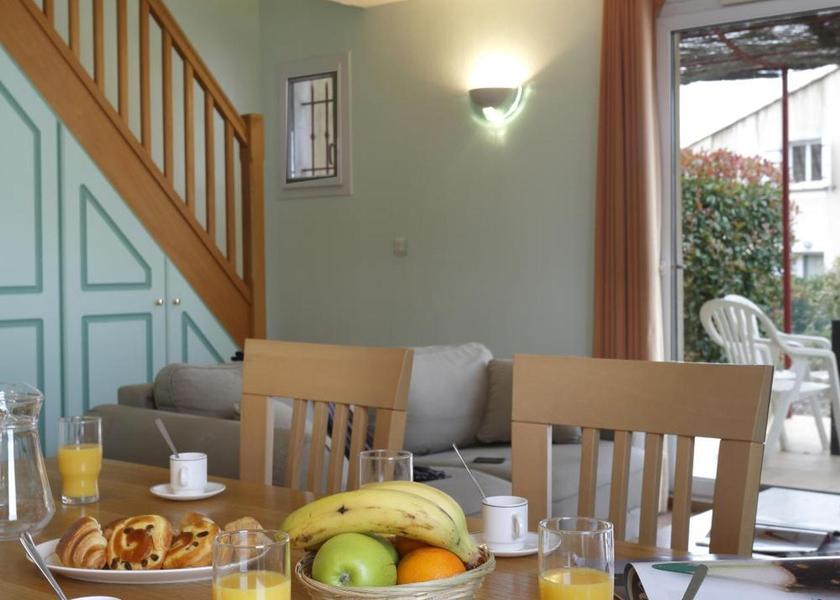 Provence - Alpes - Cote d'Azur Tourrettes food and beverages