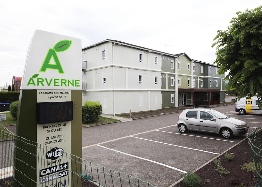 Auvergne-Rhône-Alpes Aubiere Parking