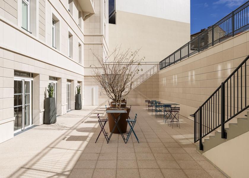 Ile-de-France Puteaux Terrace