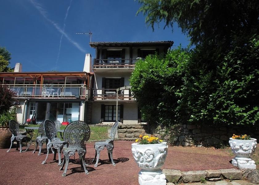 Pays de la Loire Saint-Laurent-sur-Sevre Front of property