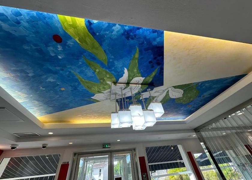 Nouvelle-Aquitaine Yvrac Interior
