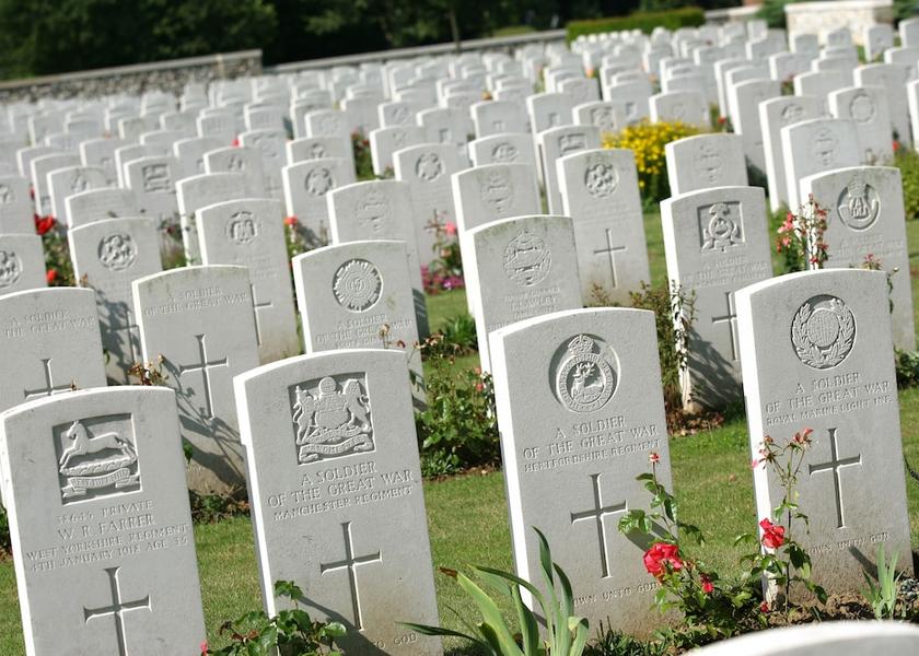 Hauts-de-France Fontaine-Notre-Dame Exterior Detail