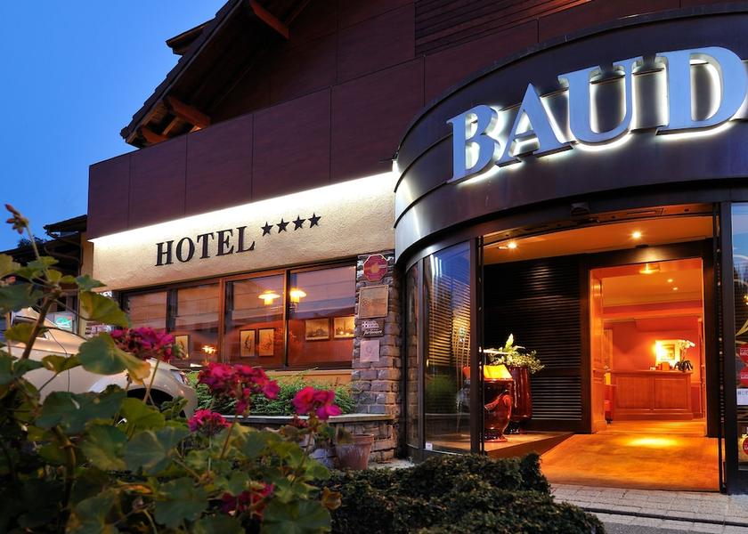 Auvergne-Rhone-Alpes Bonne Facade