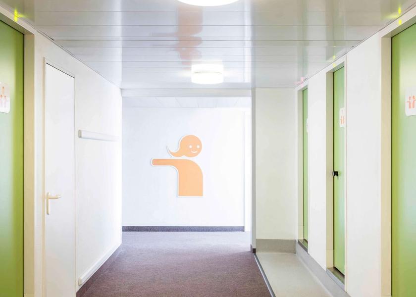 Ile-de-France Roissy-en-France Room