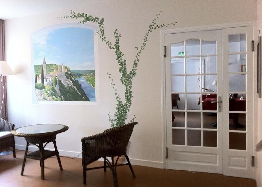 Occitanie Bagnols-sur-Ceze Lobby