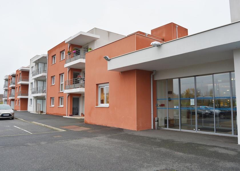 Auvergne-Rhone-Alpes Yzeure Facade