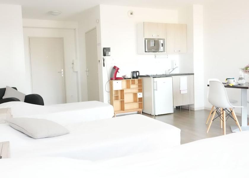 Auvergne-Rhone-Alpes Yzeure Room