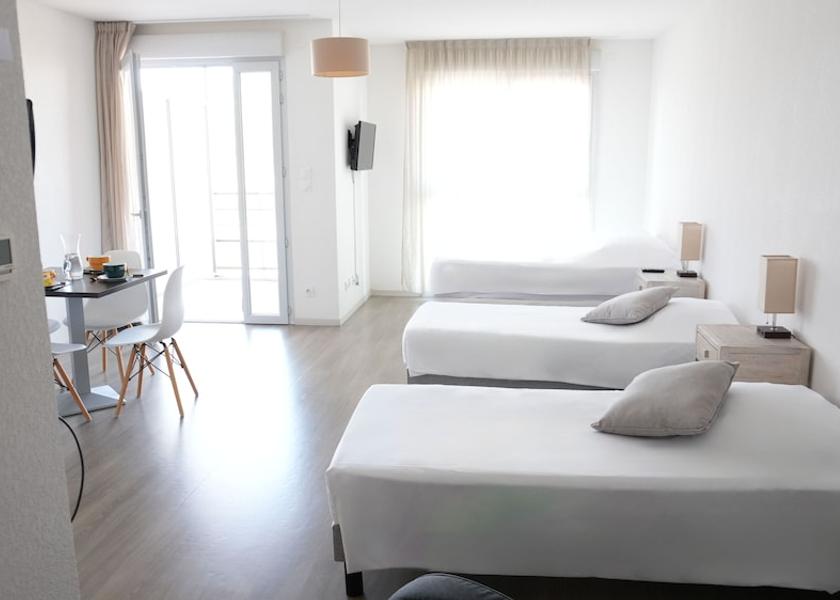 Auvergne-Rhone-Alpes Yzeure Room