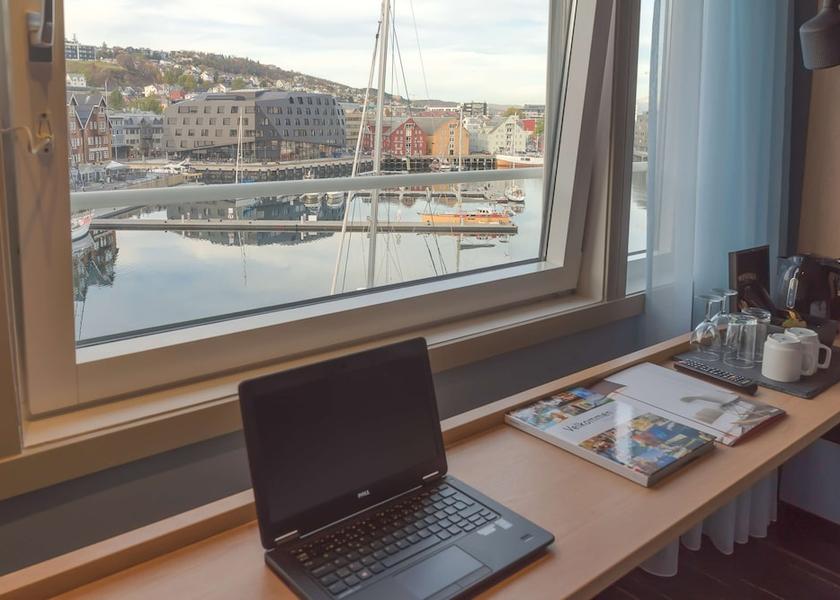 Troms Tromsø Room
