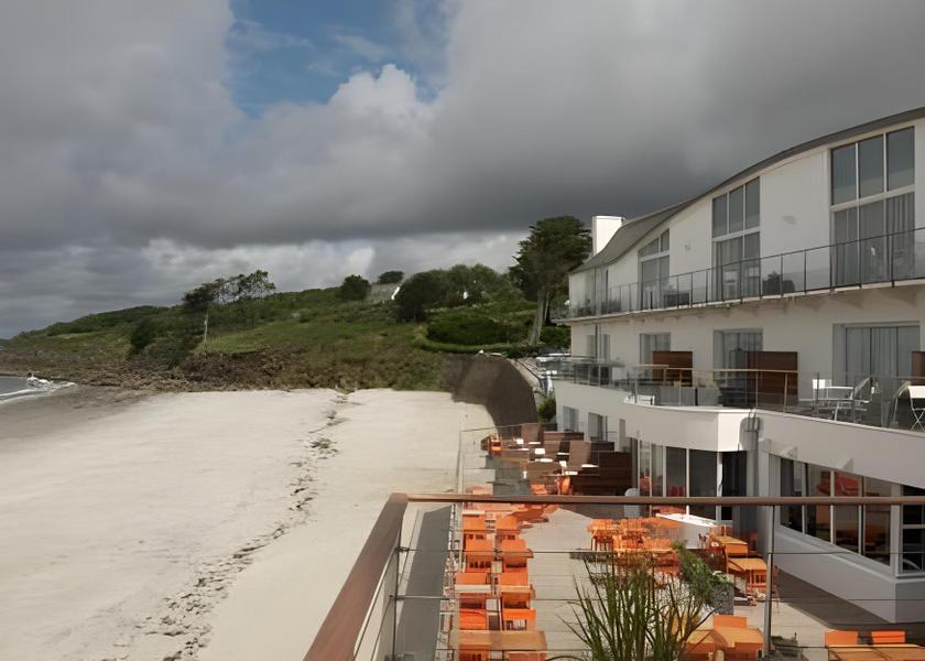 Brittany Concarneau Hotel Exterior