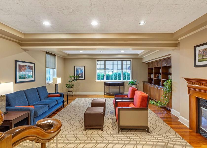 Massachusetts Foxboro Lobby