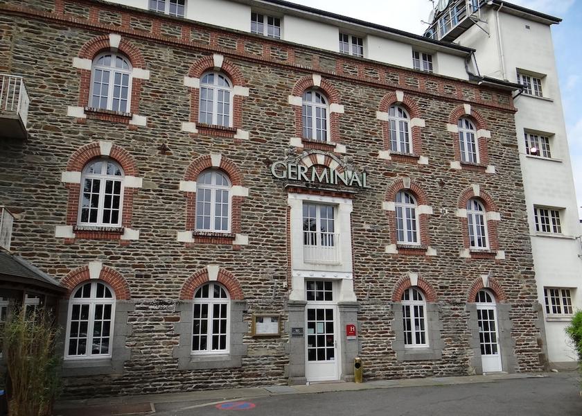 Brittany Cesson-Sevigne Exterior