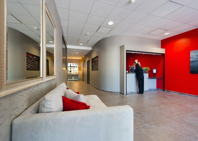 Nouvelle-Aquitaine Talence Interior Entrance