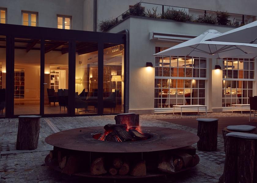 Ile-de-France Fontainebleau Exterior Detail