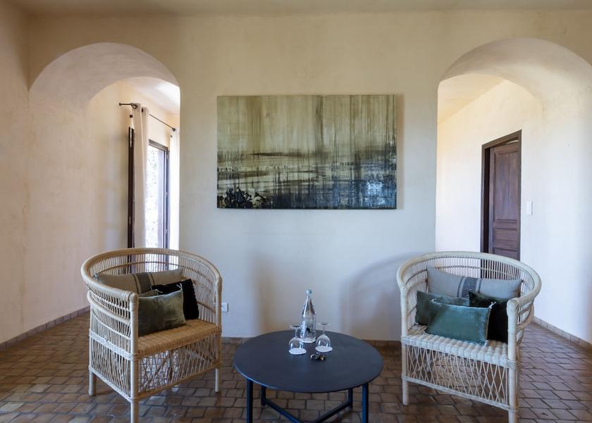 Corsica Lama Living Area